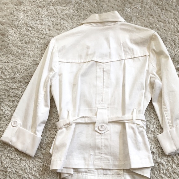 White jacket - Picture 3 of 4